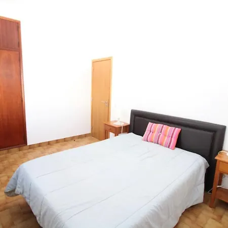 Lejlighed Modern In - 60 M² With Balcony