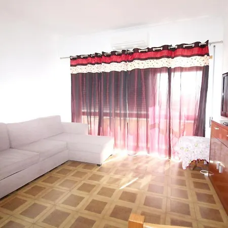 Modern In - 60 M² With Balcony