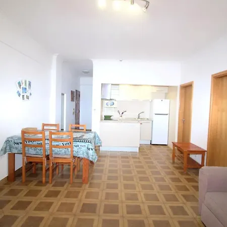 Modern In - 60 M² With Balcony *